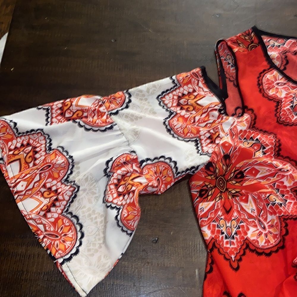 Tiled Spice Cold-Shoulder Top Chicos Size 1 - Picture 2 of 6